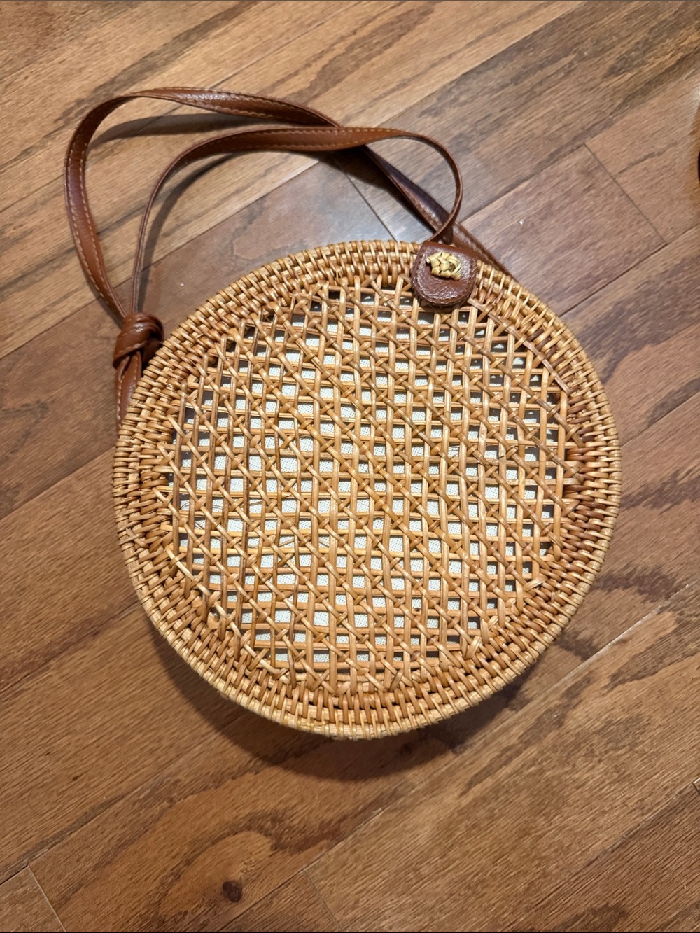 Woven Round Straw Crossbody Bag - Tan